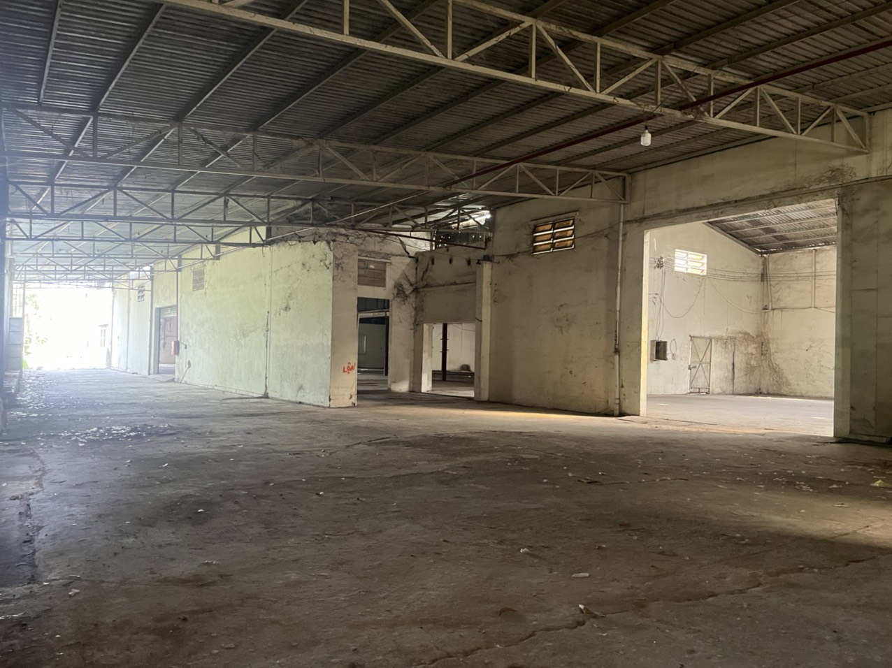 CHO THUÊ NHÀ XƯỞNG HÓC MÔN. -