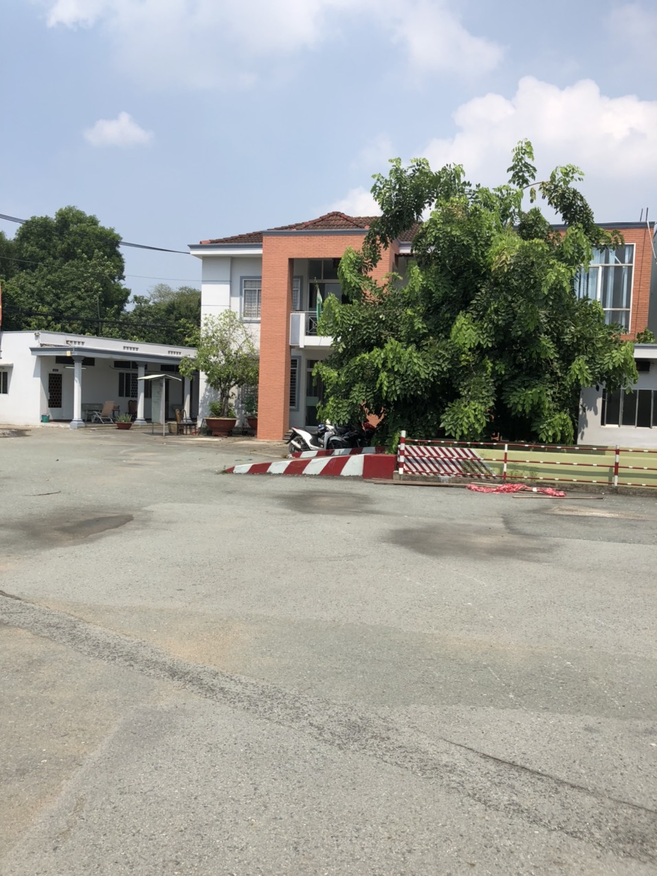 CHO THUÊ NHÀ XƯỞNG HÓC MÔN. -