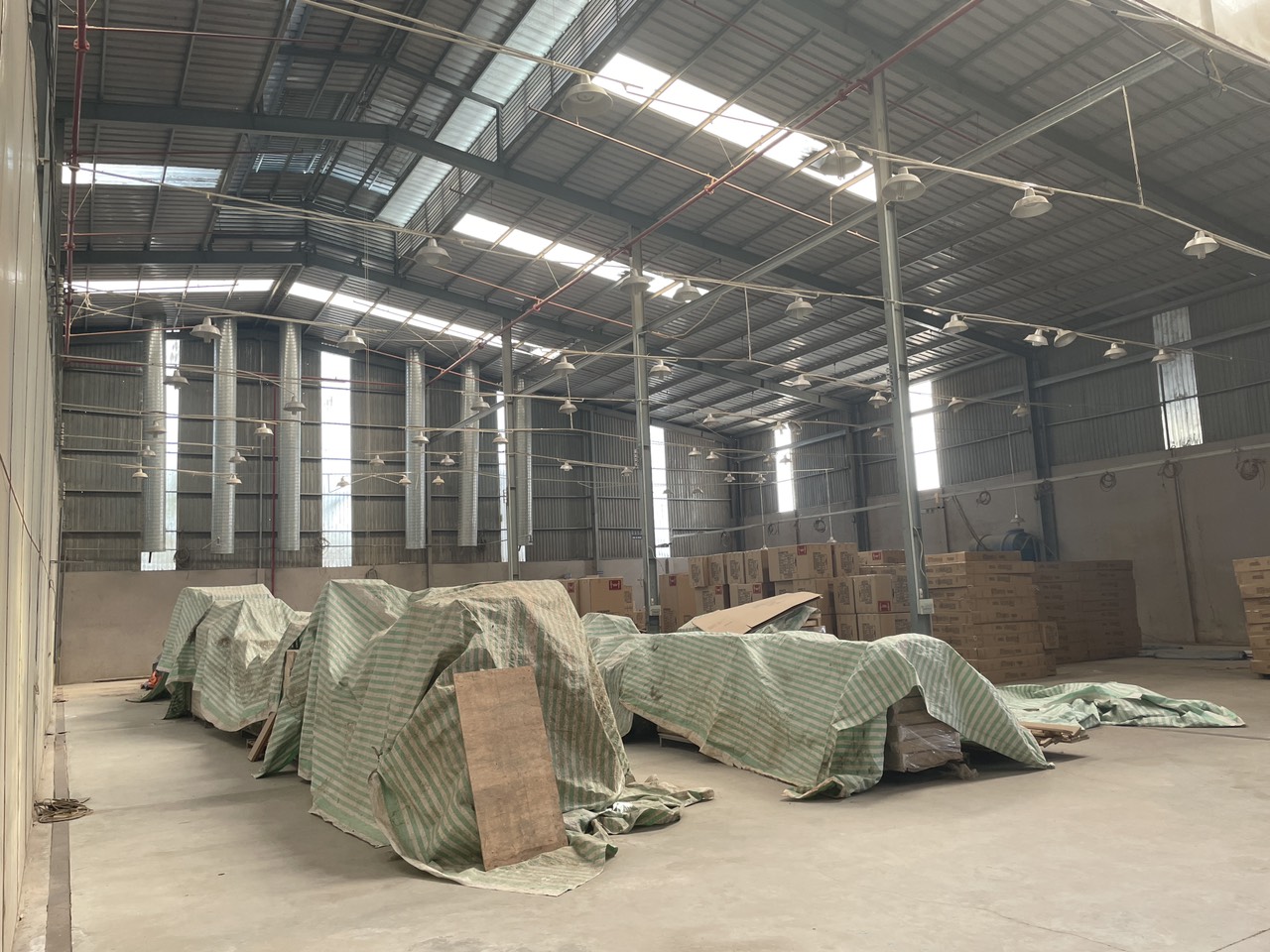 CHO THUÊ NHÀ XƯỞNG HÓC MÔN. -