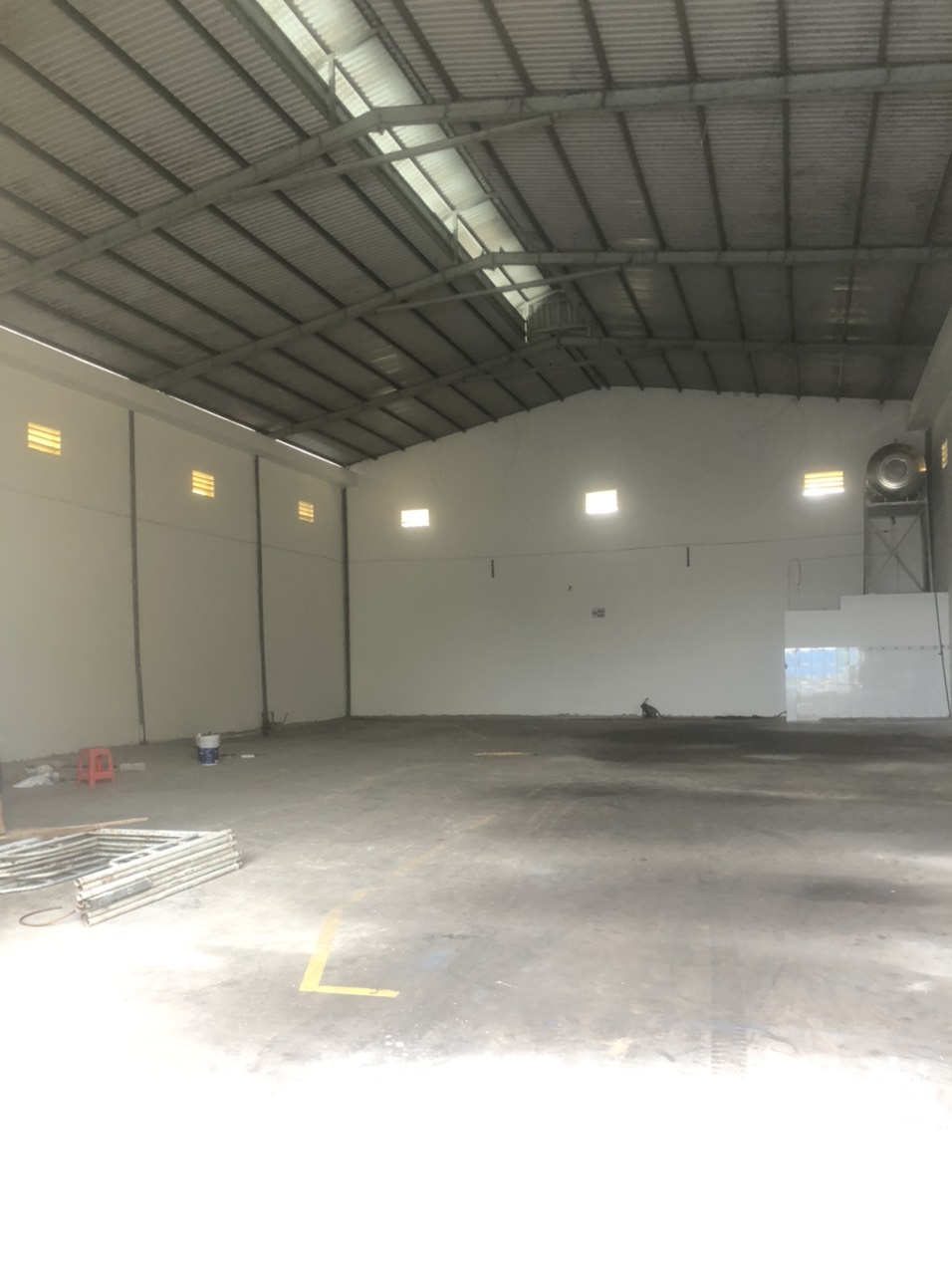 CHO THUÊ NHÀ XƯỞNG HÓC MÔN. -