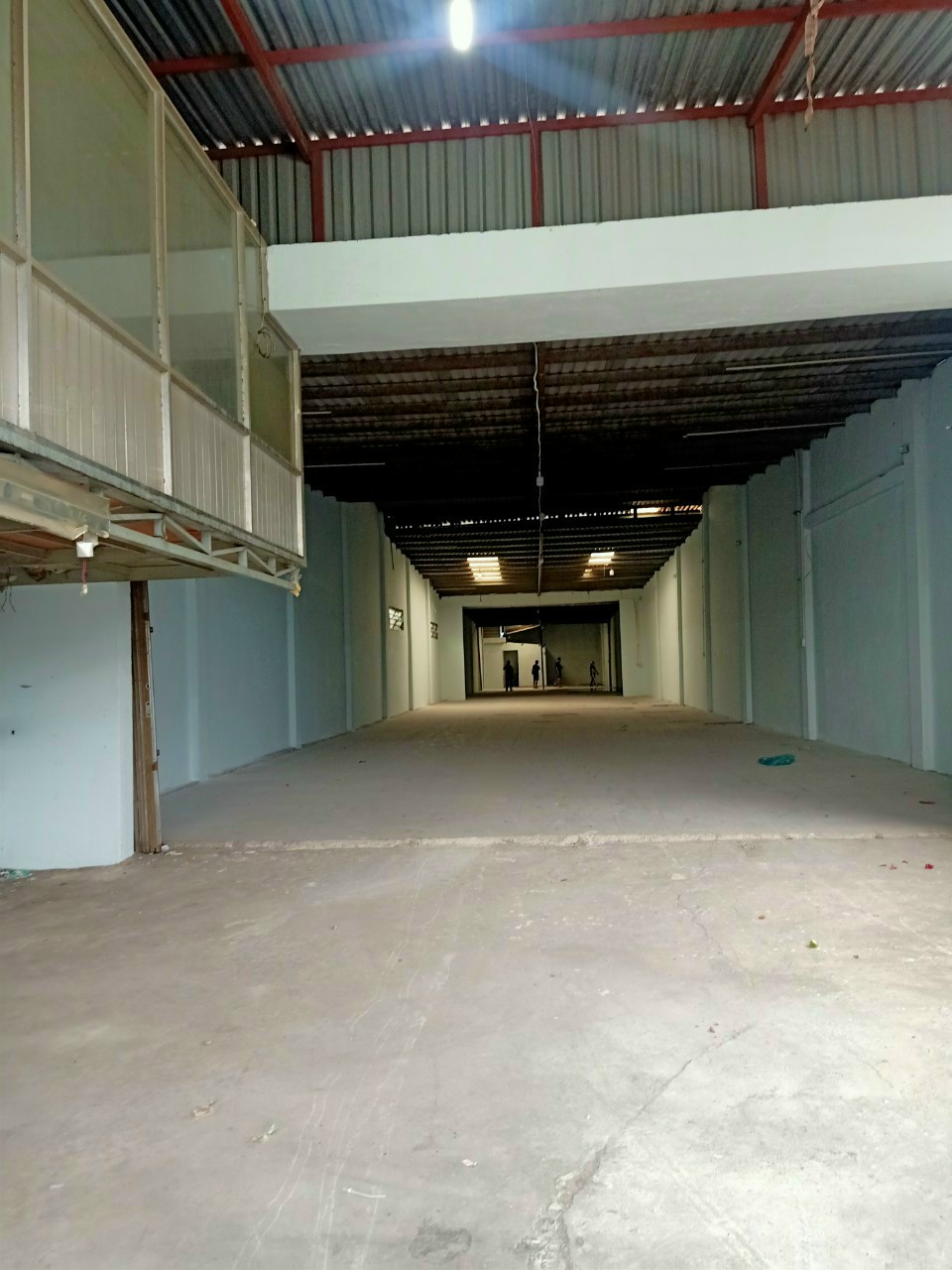 CHO THUÊ NHÀ XƯỞNG HÓC MÔN. -