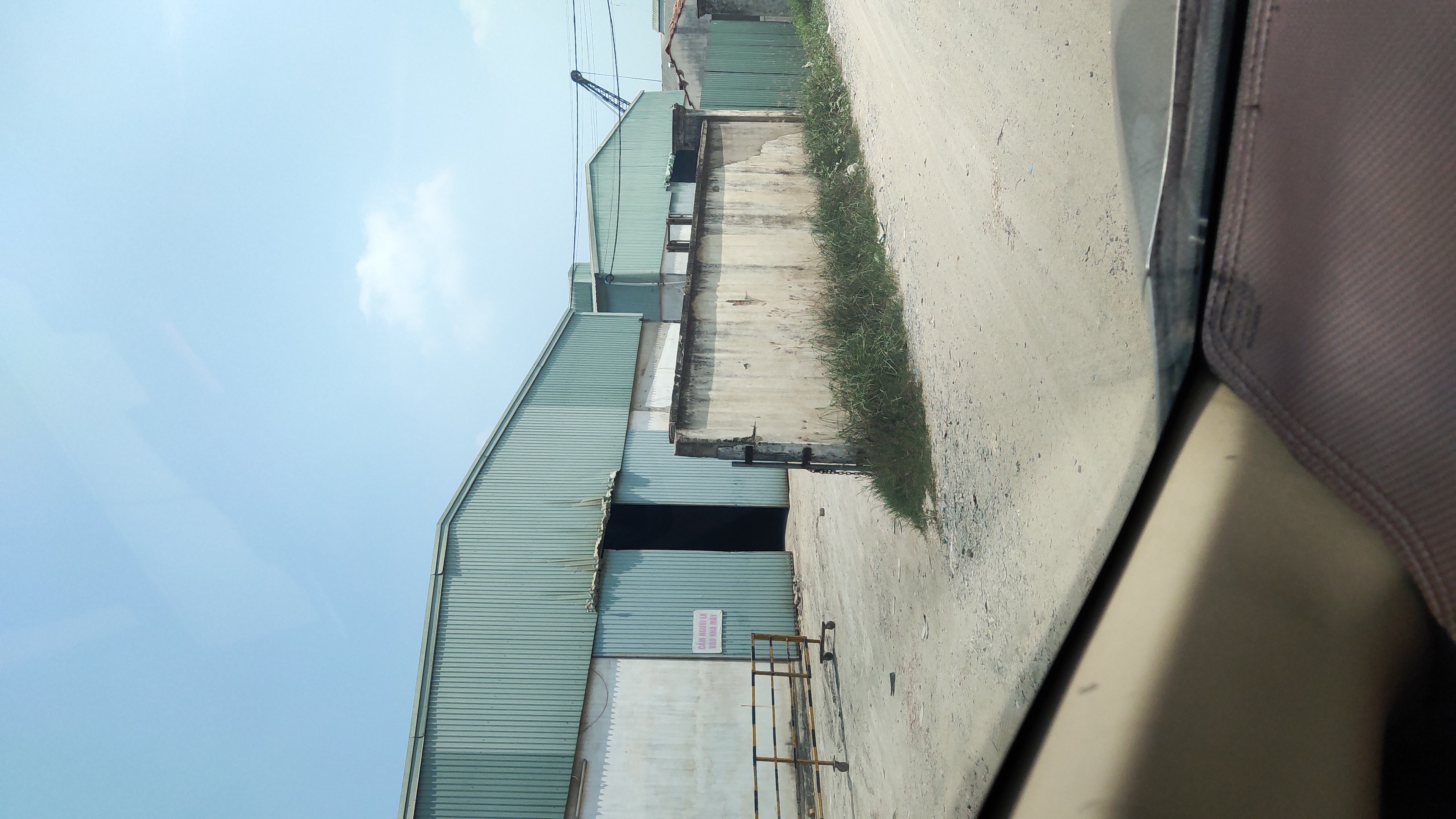 CHO THUÊ NHÀ XƯỞNG HÓC MÔN. -