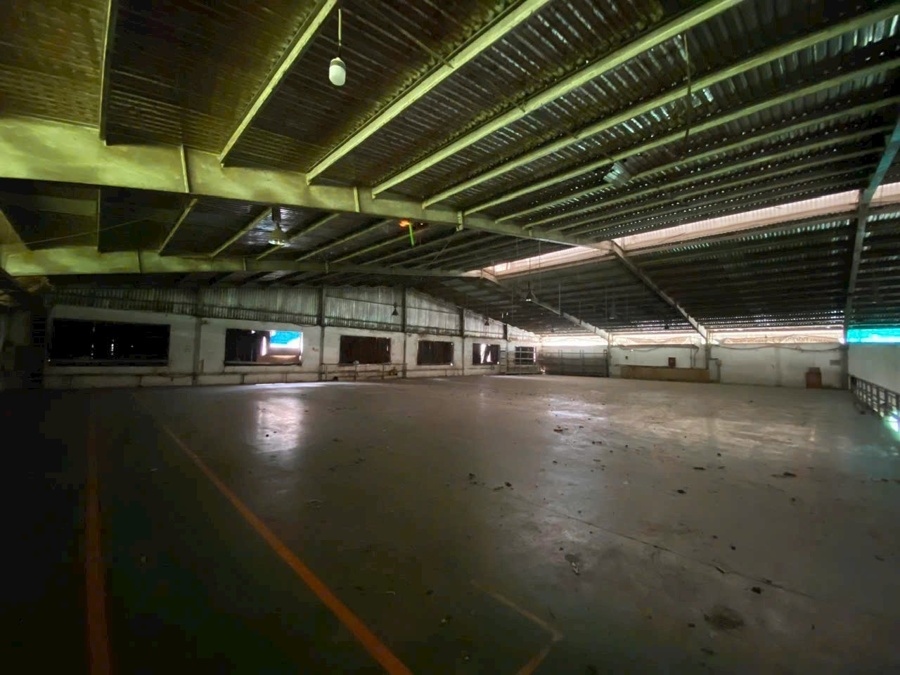 CHO THUÊ NHÀ XƯỞNG HÓC MÔN. -